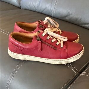 Born Paloma Leather Sneakers with Zipper